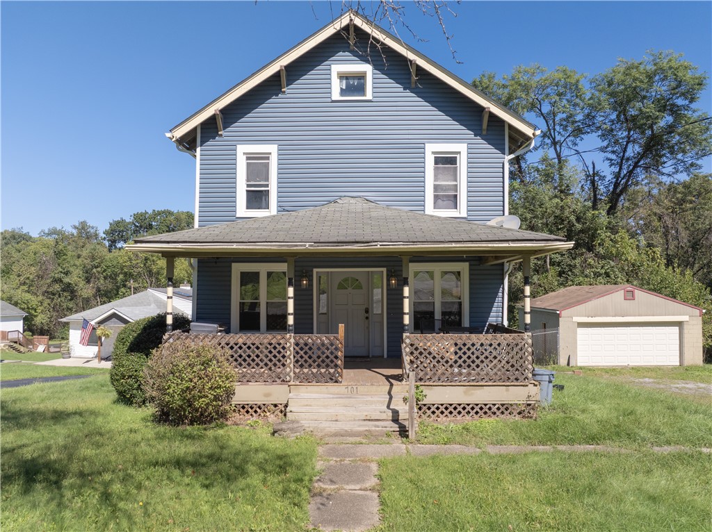701 Stanley Ave — photo 1