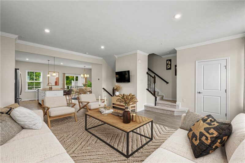 160 Cole Dr — photo 3