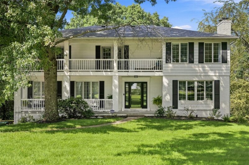 105 Bentley Dr — photo 3