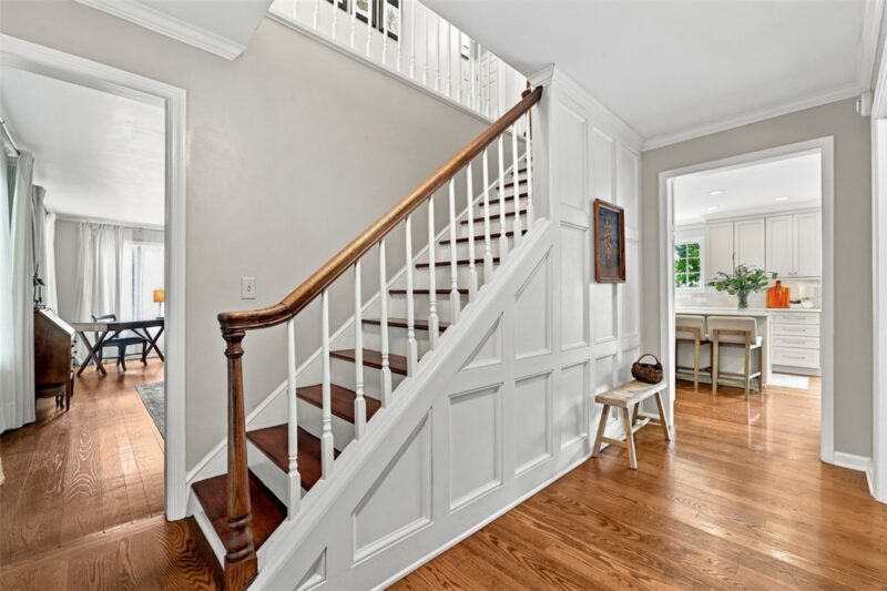 105 Bentley Dr — photo 8