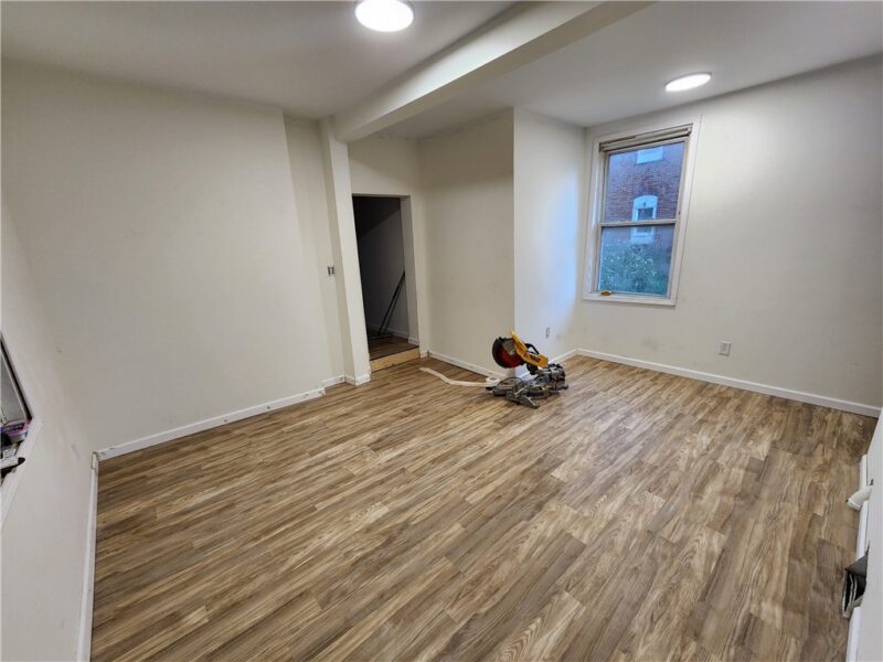 229 Freeport Rd — photo 3