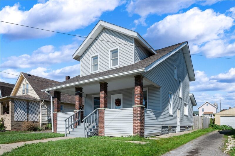 1015 Adams St. — photo 3