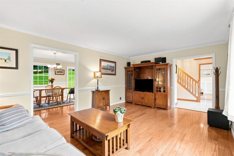 1123 Rial Drive — photo 8