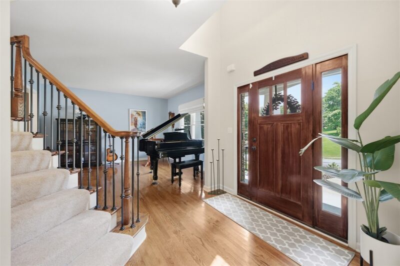 1900 Oakhurst Drive — photo 4
