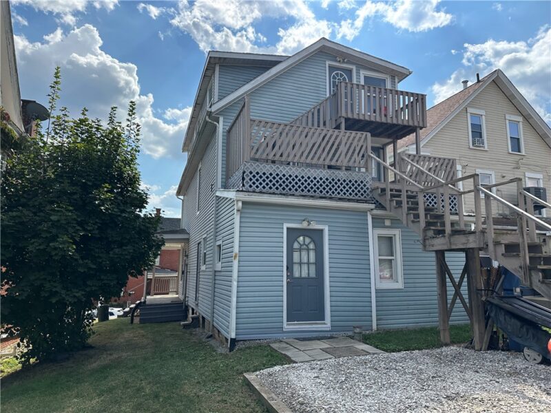215 1st Avenue — photo 3