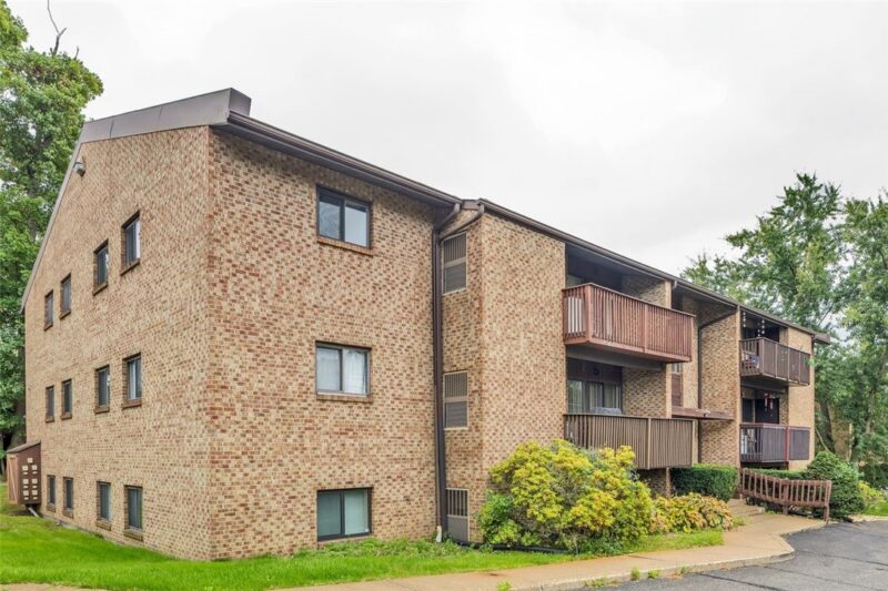 1205 Dutilh Rd 7 — photo 2