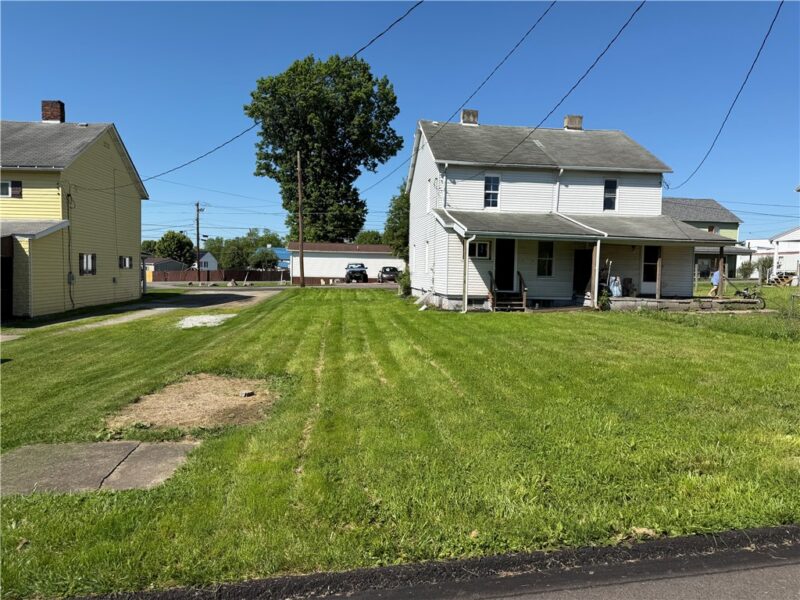 235 Jefferson Ave — photo 4