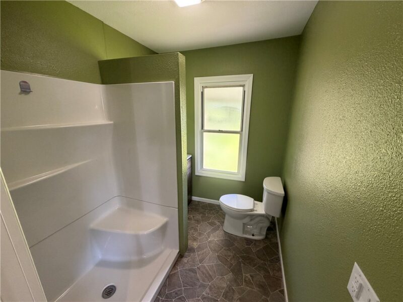 235 Jefferson Ave — photo 8