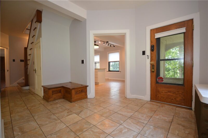 4323 Andover Terrace — photo 2