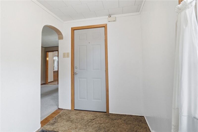 559 Clark Steet — photo 7