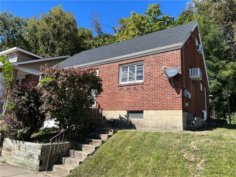 475 E 7th Ave — photo 2