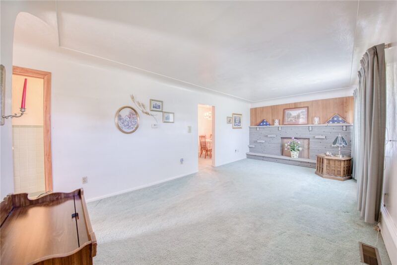 95 Maplewood Rd — photo 8