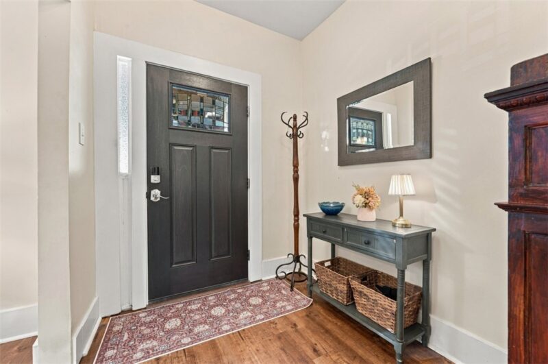 48 Maplewood Street — photo 4