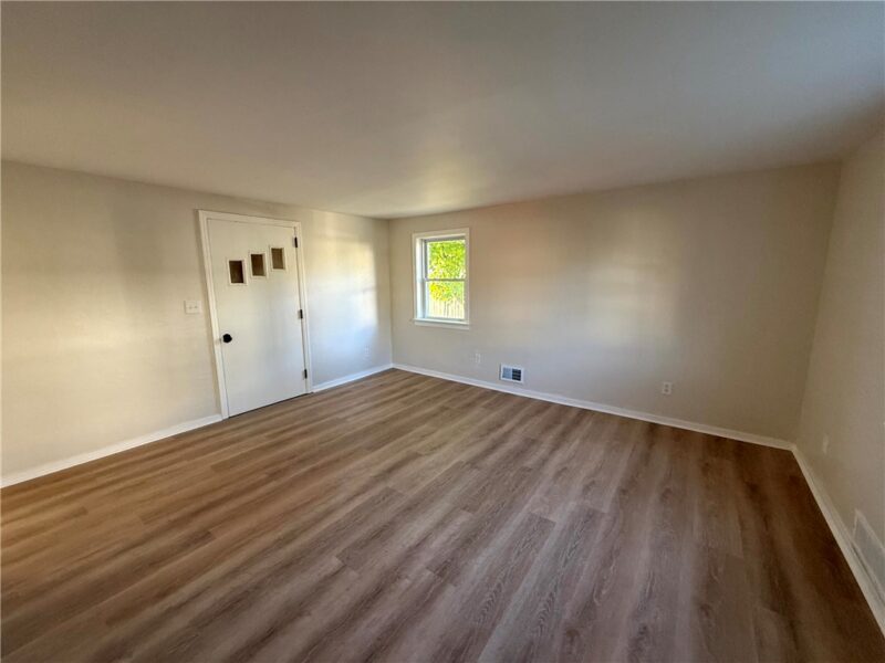 219 Fannie St — photo 5