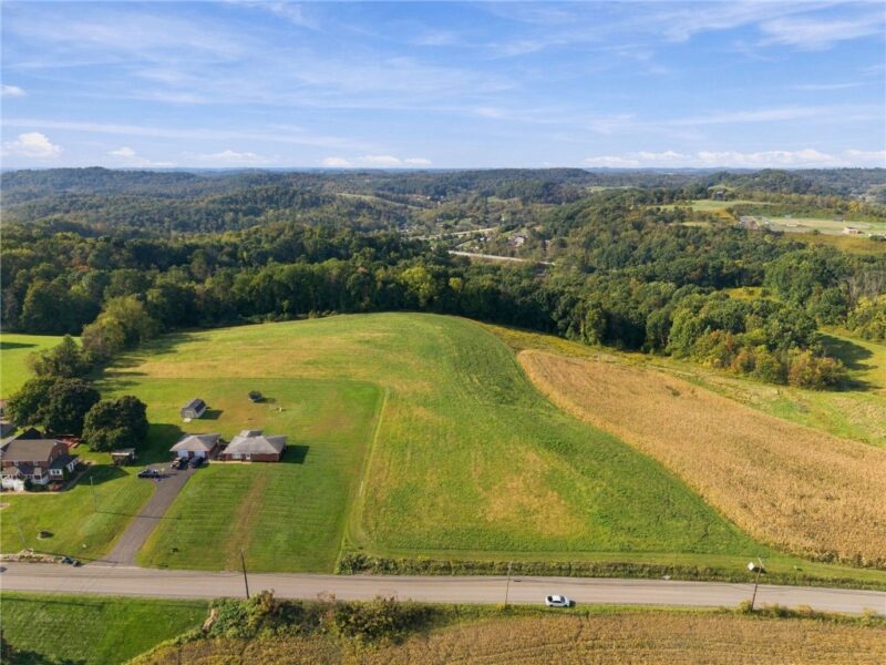 1270 Middletown Rd — photo 4