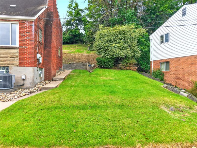 3710 Oakton Rd — photo 3