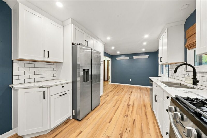 4309 Superior St — photo 4