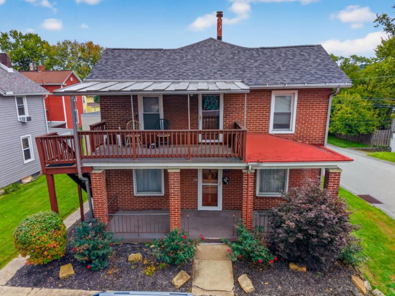 642 Dewey AVENUE — photo 3
