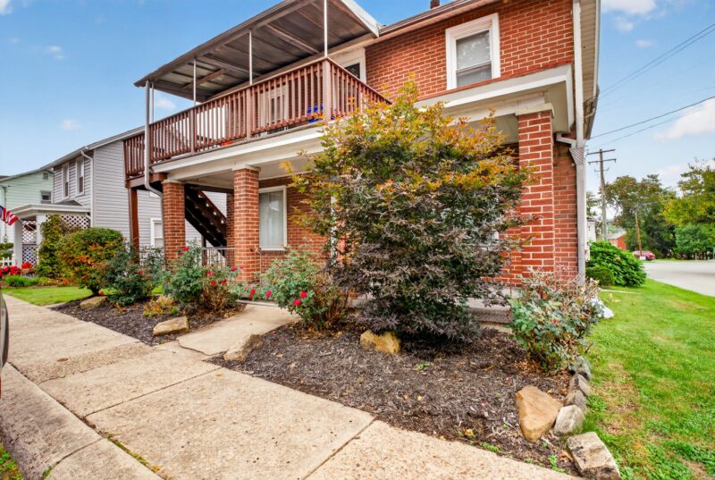 642 Dewey AVENUE — photo 4