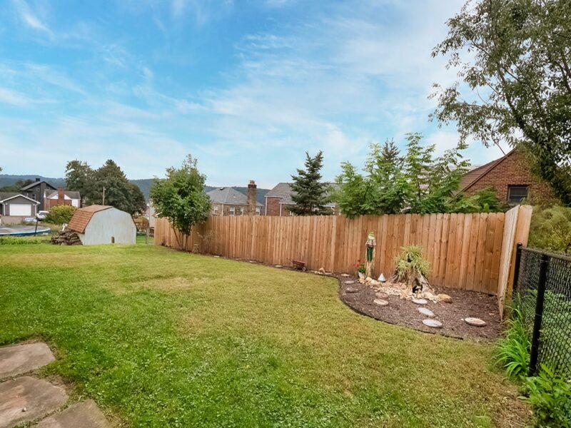 413 Charles AVENUE — photo 5