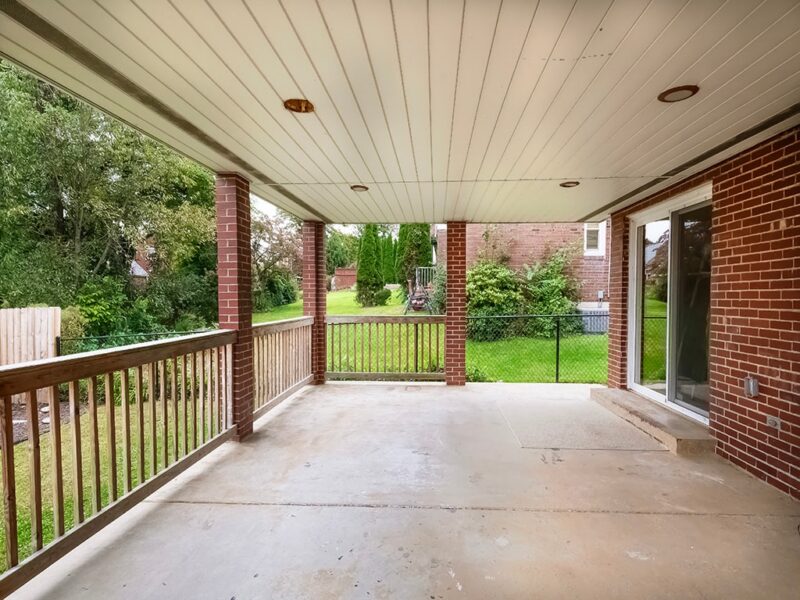 413 Charles AVENUE — photo 6