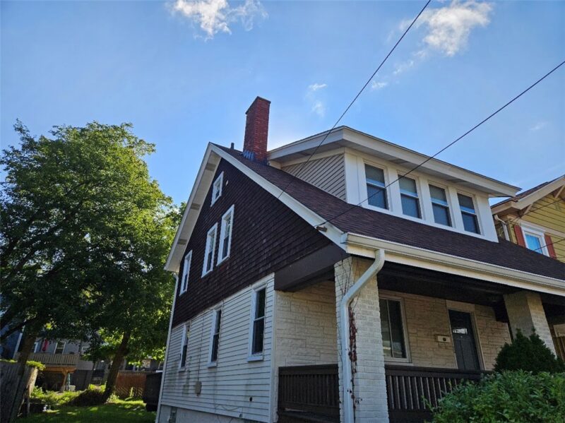 58 Evans Ave — photo 2