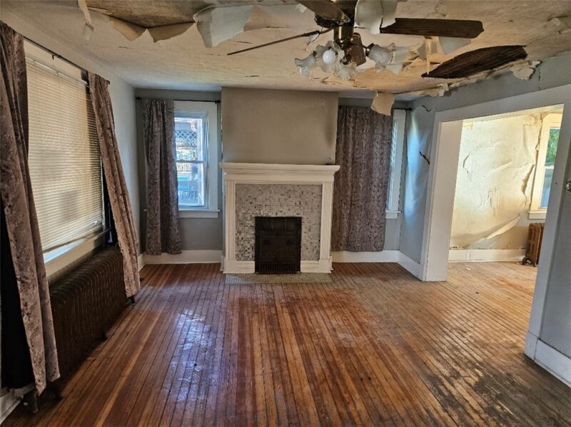 58 Evans Ave — photo 7