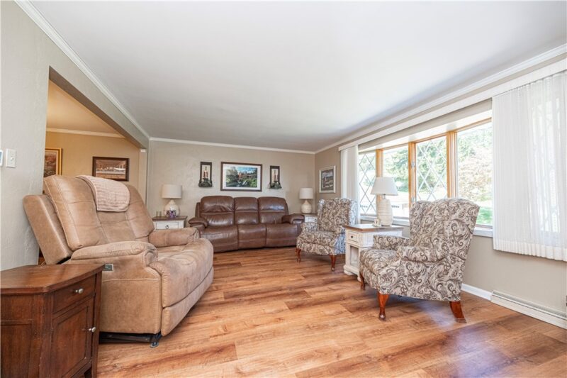 2423 Manown Rd — photo 5