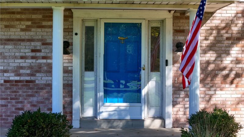 26 Country Club Rd. — photo 5