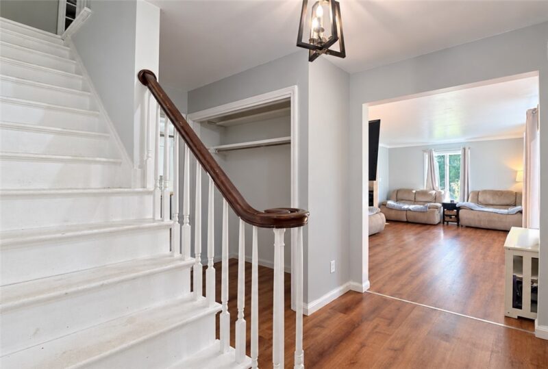 26 Country Club Rd. — photo 7