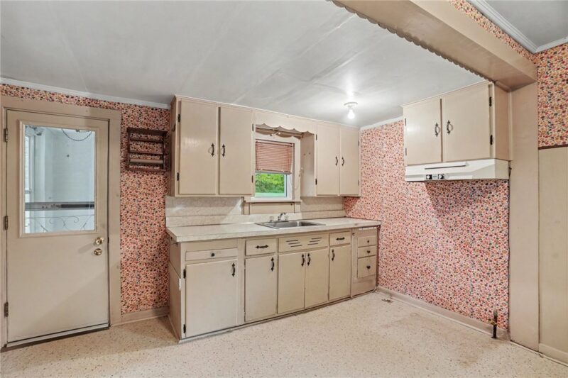 3917 Station Rd — photo 5