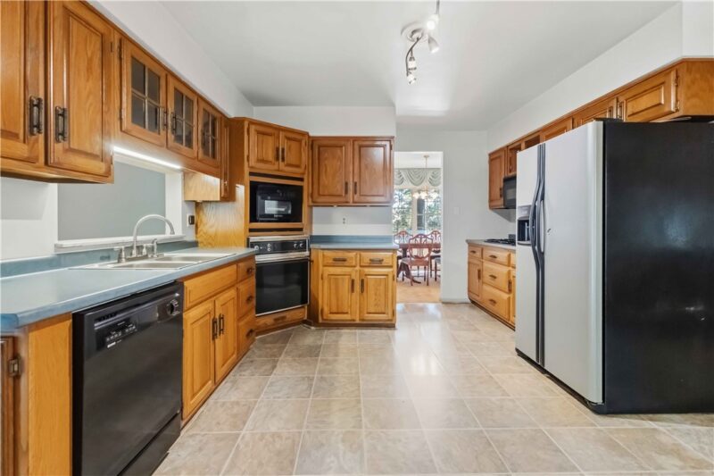 1405 Rolling Acres Road — photo 6