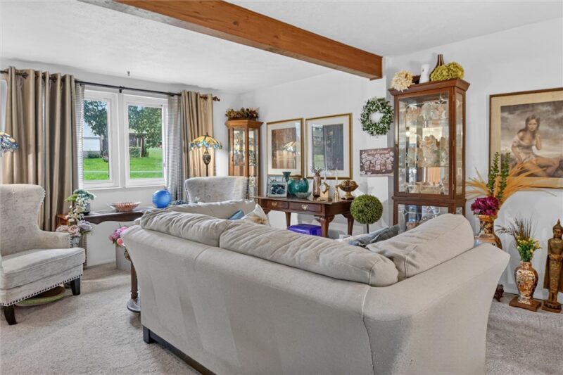 2527 Hunting Ridge Trail — photo 3