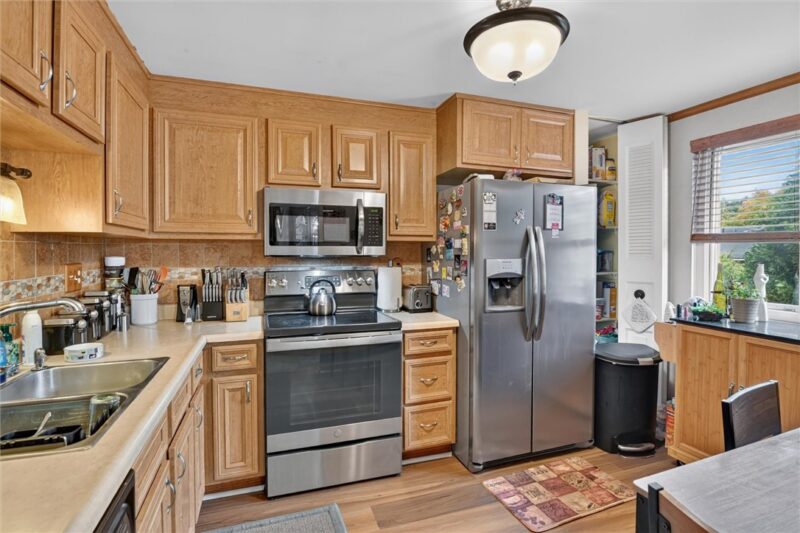2527 Hunting Ridge Trail — photo 7