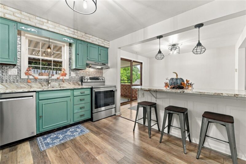72 Woody Crest Dr — photo 5