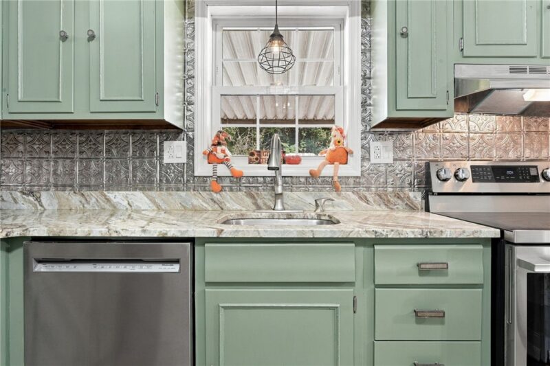 72 Woody Crest Dr — photo 8