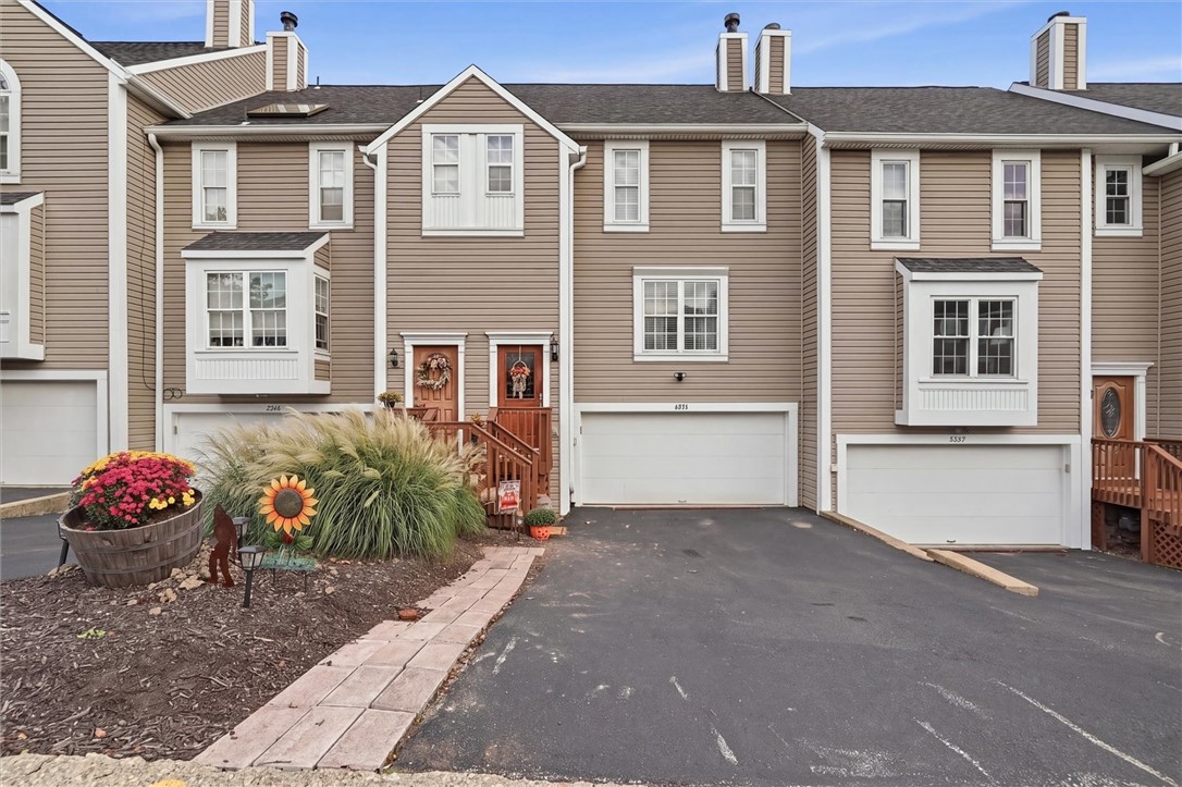 2655 Hunters Point Dr — photo 1