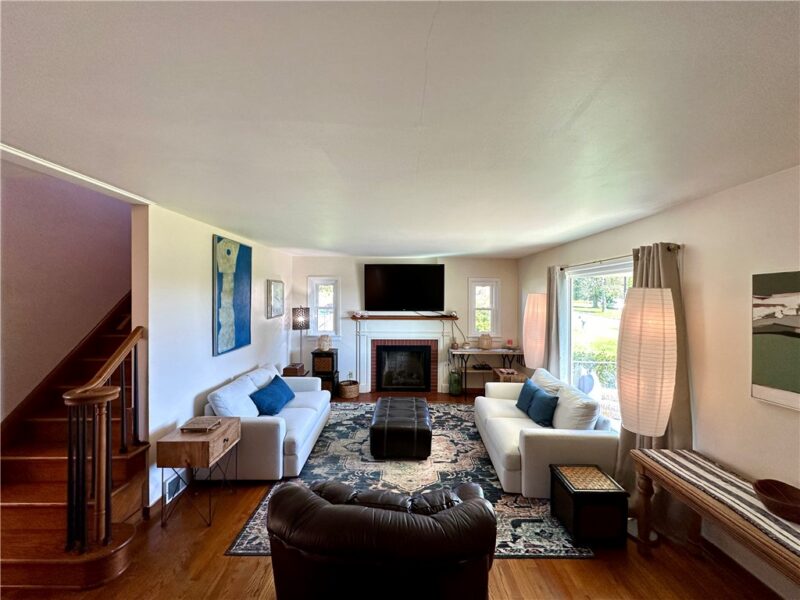 212 W Fairmont Ave — photo 4