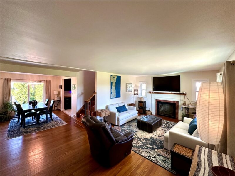 212 W Fairmont Ave — photo 5