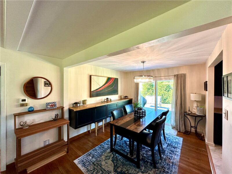 212 W Fairmont Ave — photo 8