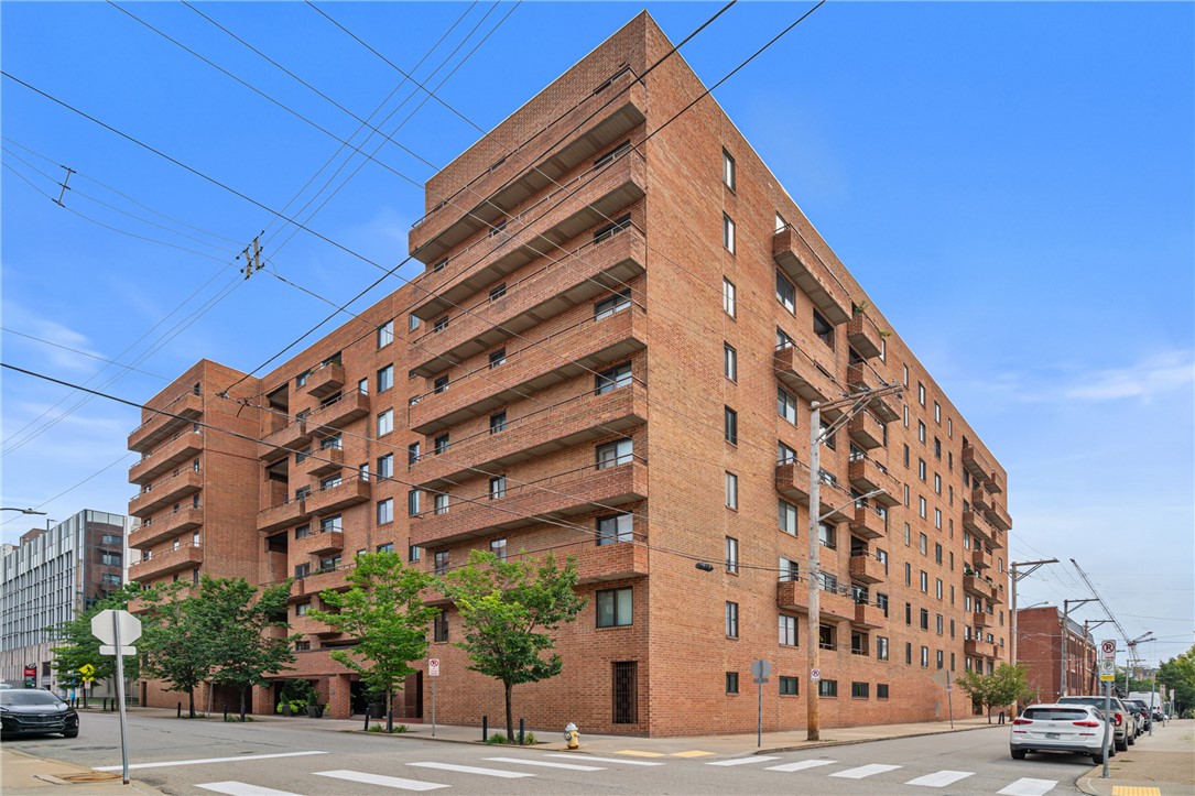 307 S DITHRIDGE 208 — photo 1