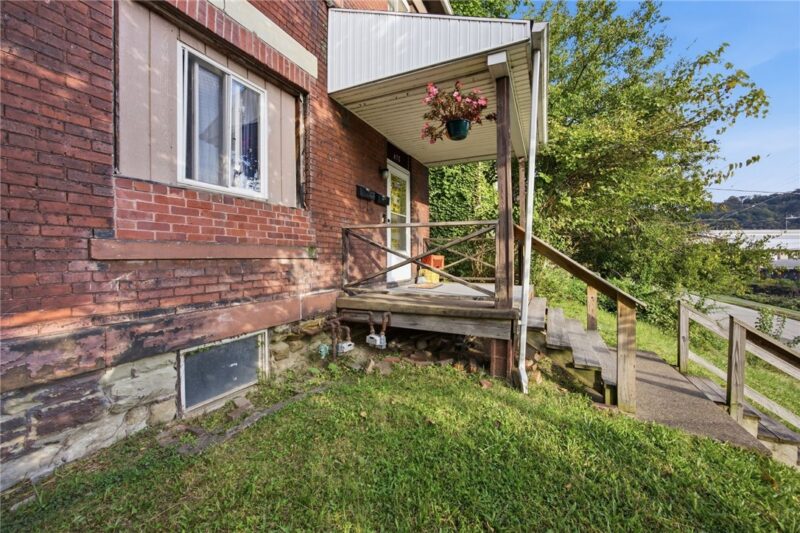 638 Airbrake Ave — photo 3