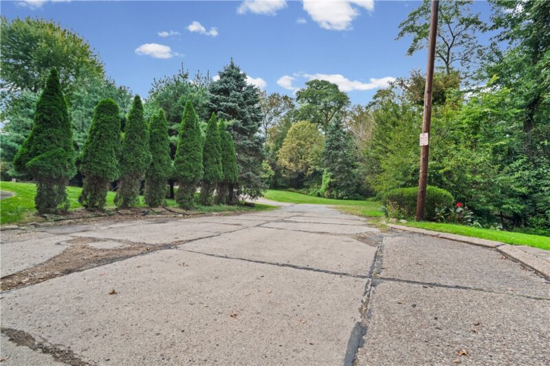 119-130 Parise Road — photo 4
