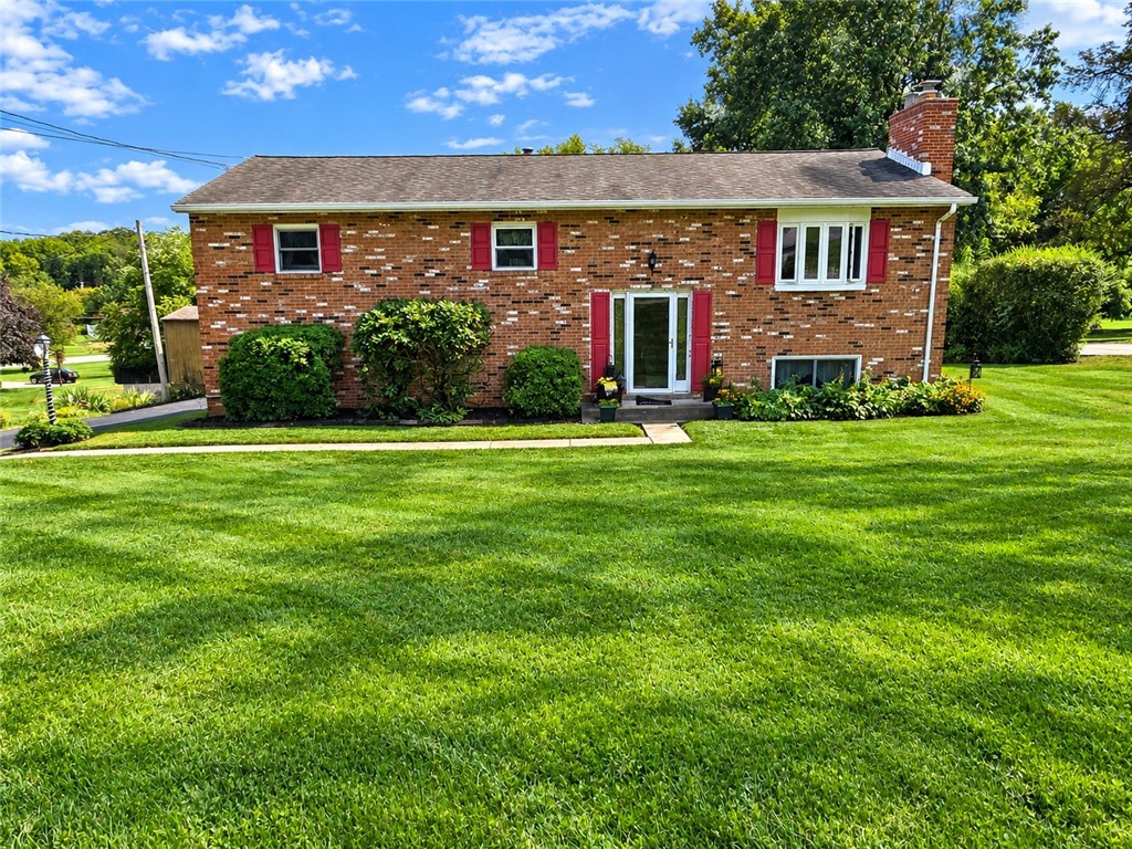102 Carol Dr — photo 1