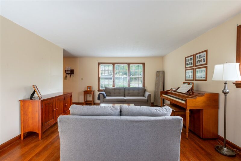 1286 Lakemont Dr — photo 8