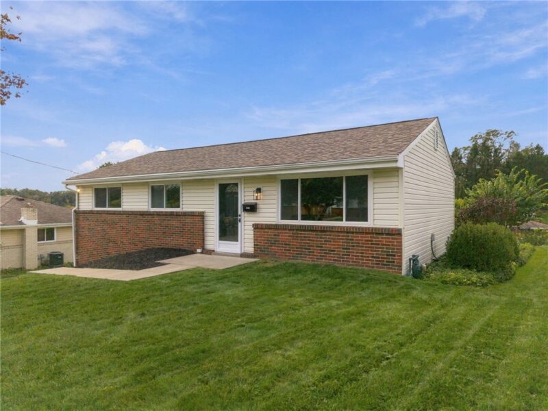 530 Niagara Dr — photo 2