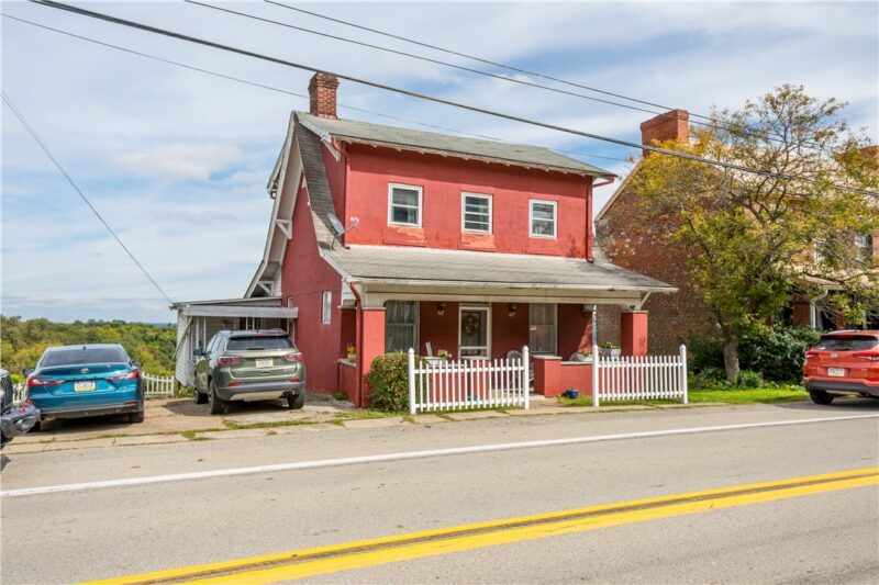 2189 E National Pike — photo 3