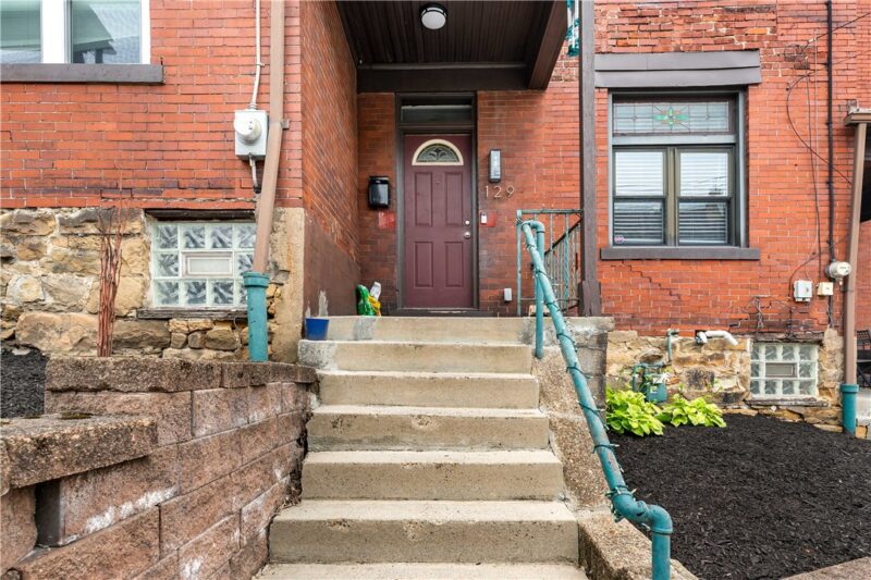 127-131 KEARSARGE ST — photo 2