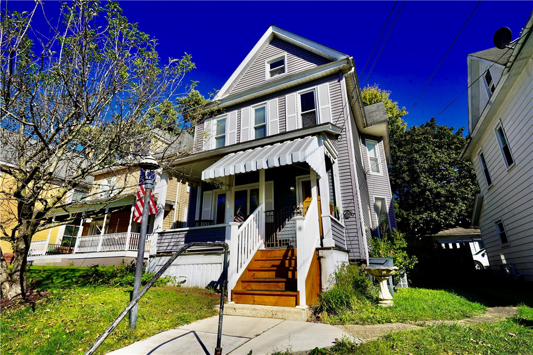 223 N Elm St — photo 1