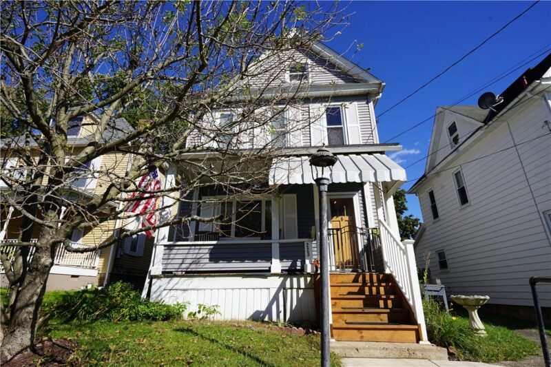 223 N Elm St — photo 2